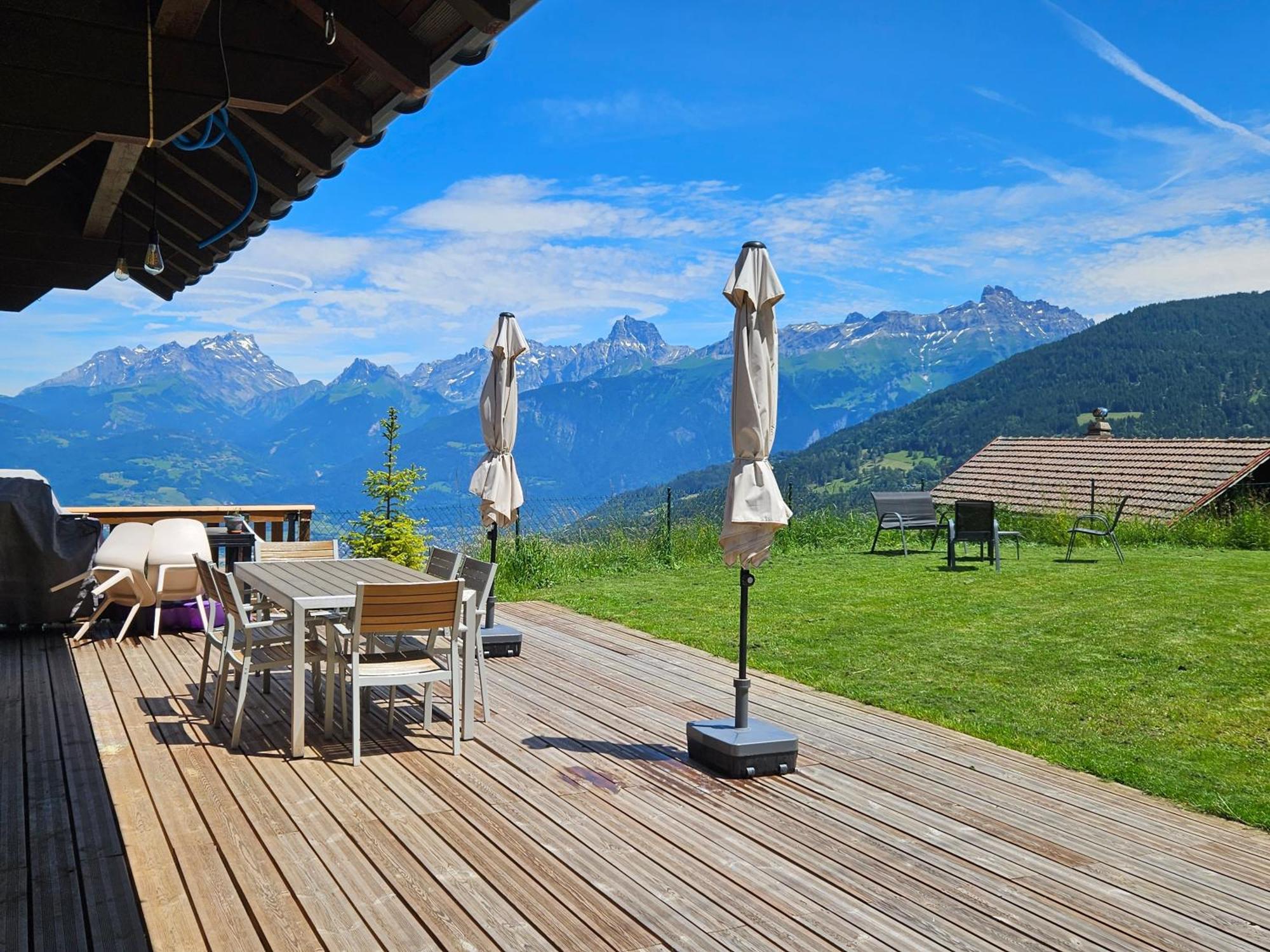 Sweet & Cosy Chalet In The Heart Of The Swiss Alps Troistorrents Exterior foto